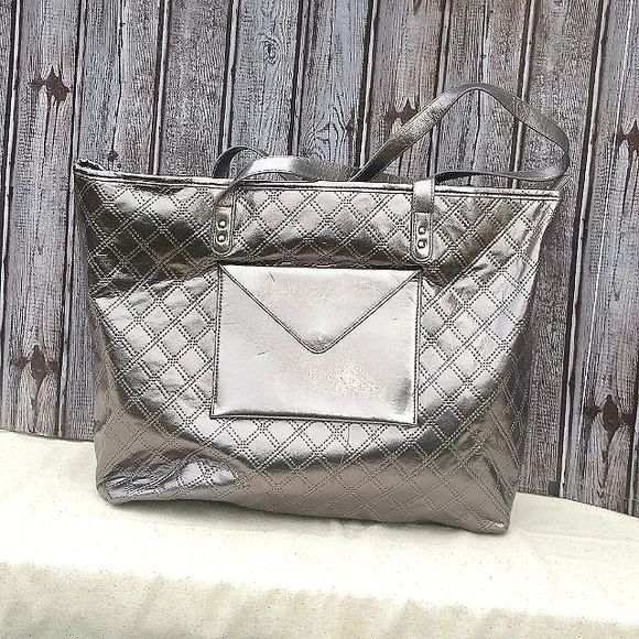 Bath & Body Works Silver Quilted Envelope Tote Bag - Picture 10 of 10